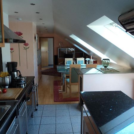 Ferienwohnung Rudolf-Lindner Neustadt an der Aisch Exterior foto