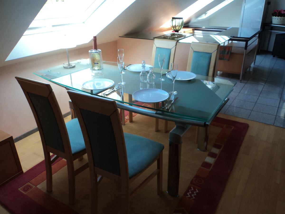 Ferienwohnung Rudolf-Lindner Neustadt an der Aisch Exterior foto